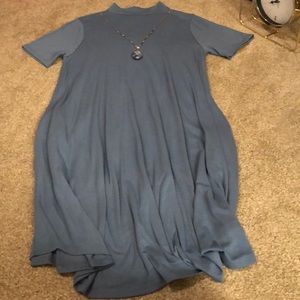 Super soft t-shirt dress with pockets!